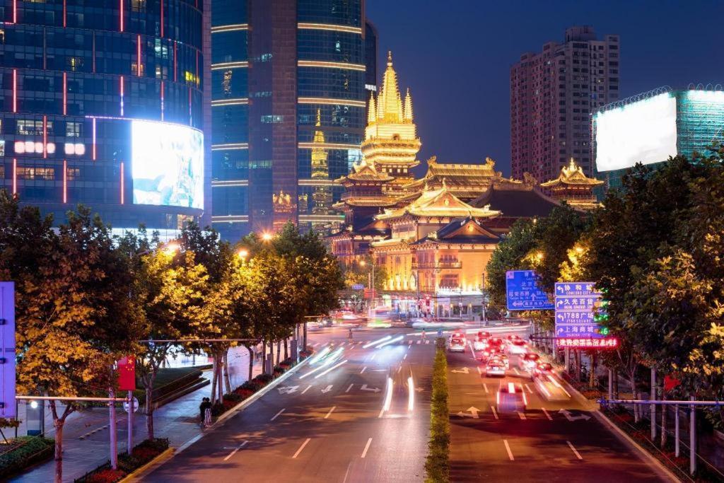 Ji Hotel Shanghai Xujiahui Bagian luar foto