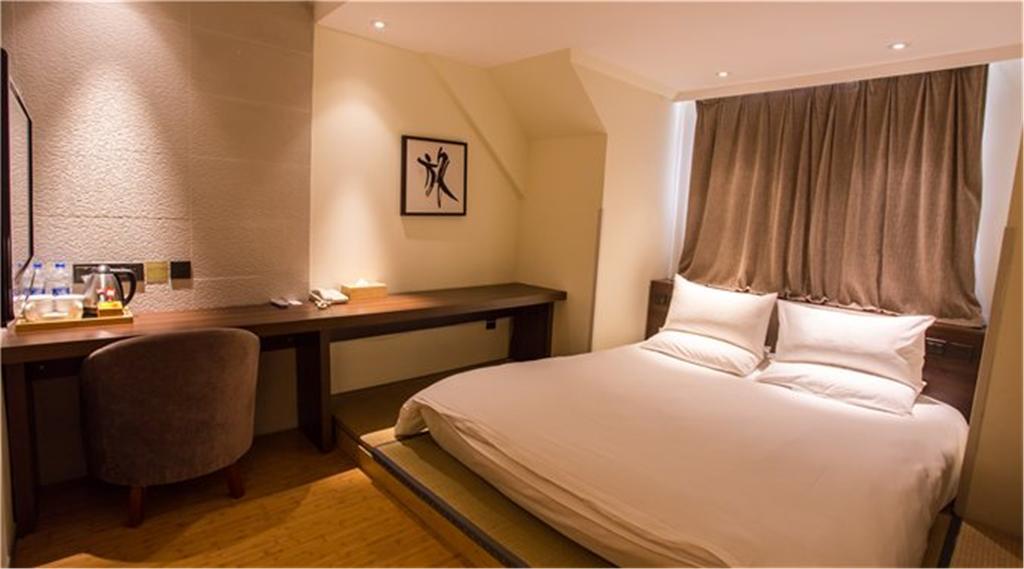 Ji Hotel Shanghai Xujiahui Bagian luar foto