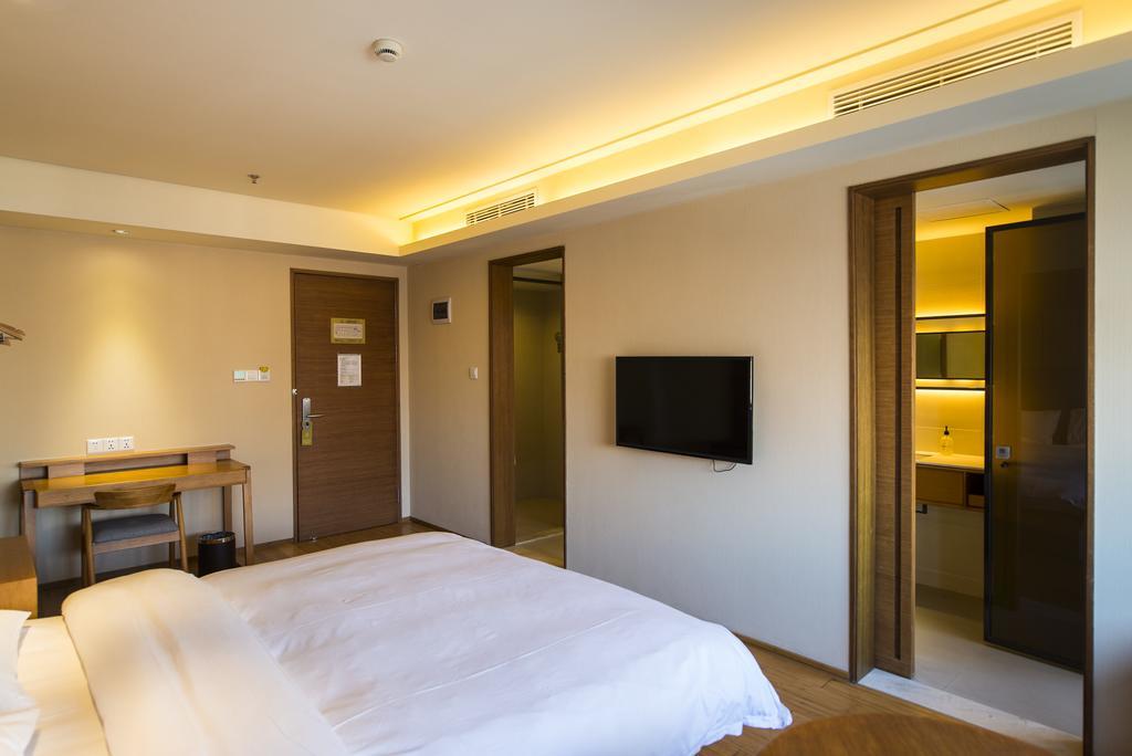 Ji Hotel Shanghai Xujiahui Bagian luar foto