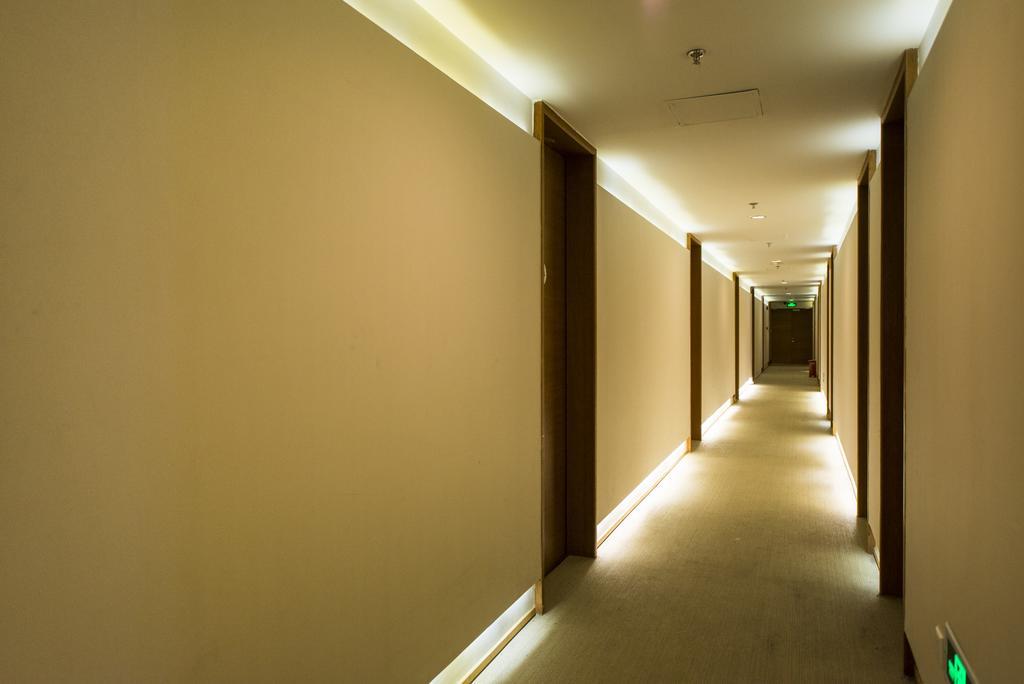 Ji Hotel Shanghai Xujiahui Bagian luar foto